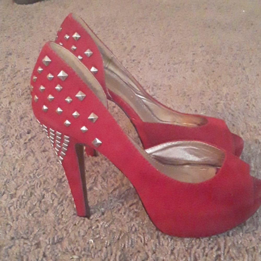 Peep toe heels